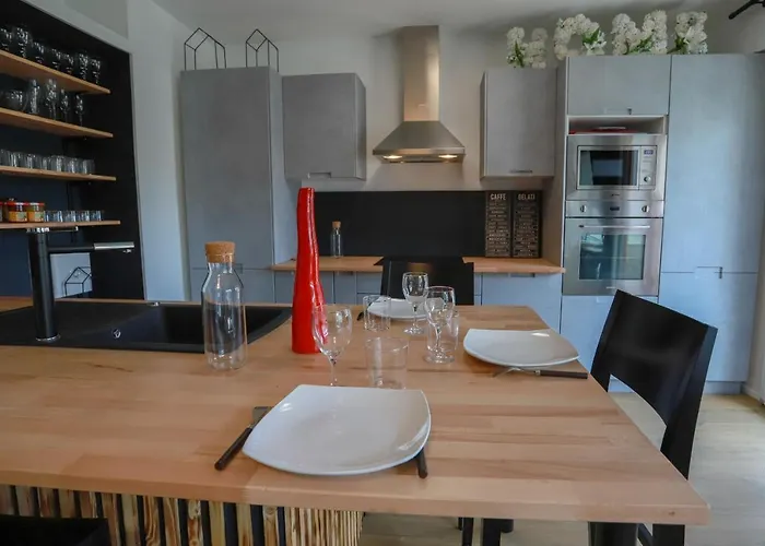 Chez Lou Appartement Proche Du Lac Moderne